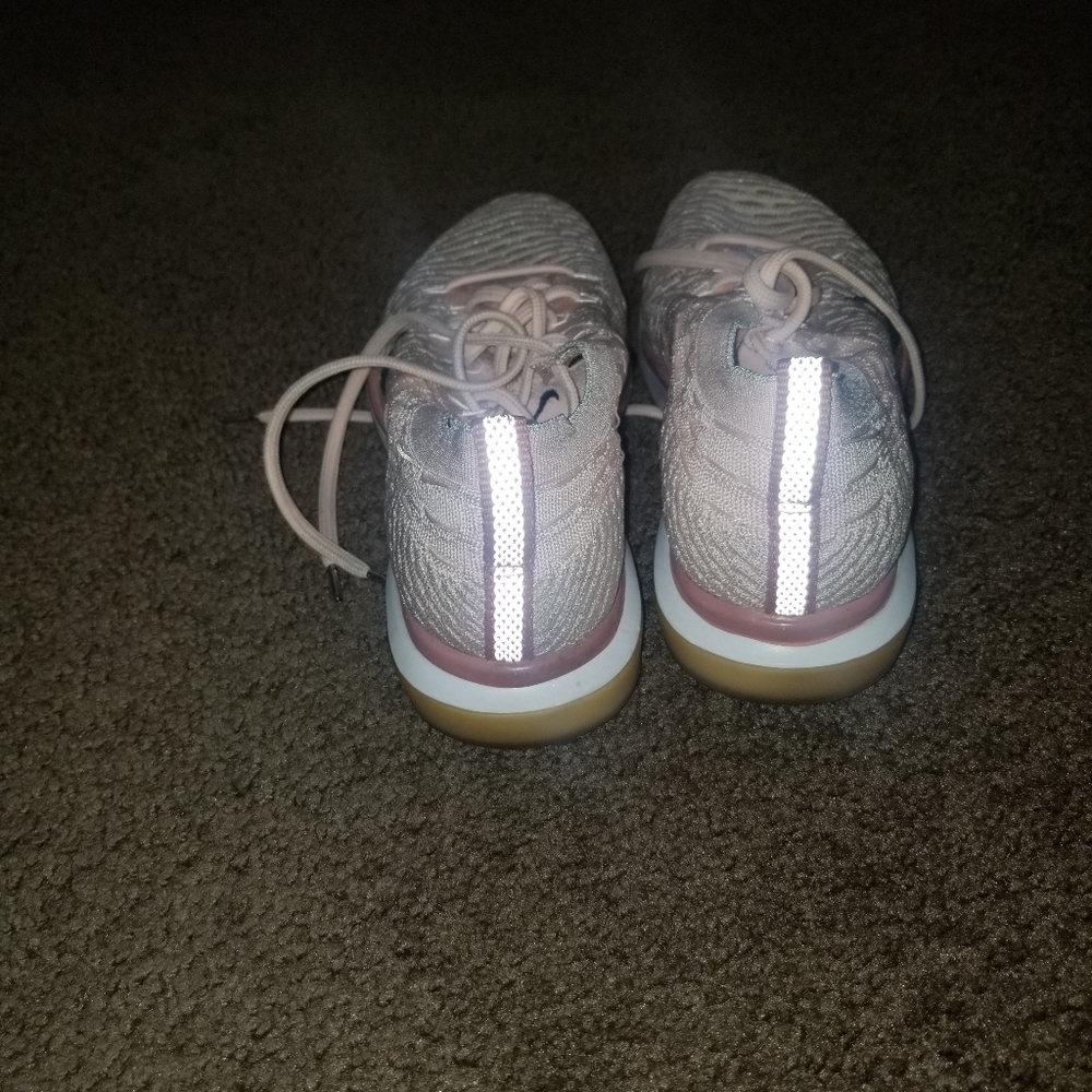 Nike Flyknit - Picture 4 of 6